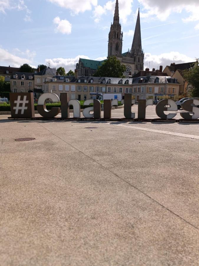 Appartamento L'Eden De Chartres Esterno foto